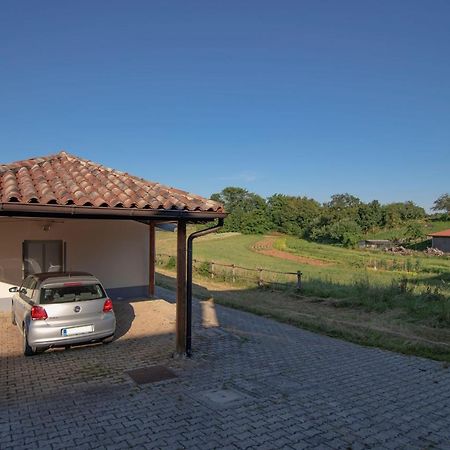 Apartment Ana - Karst Cycling Paradise Dutovlje Buitenkant foto